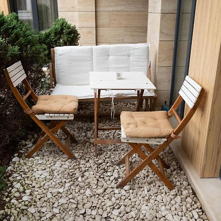 Apartment In Evargreen Complex With Terrace Warna Exterior foto
